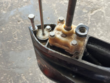 Lade das Bild in den Galerie-Viewer, 30 25 hp Mercury LOWER UNIT ASSY 825132T23 gearcase 8M0187015 346Q600006 four stroke EFI