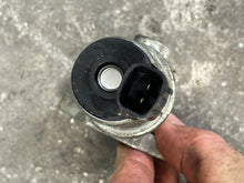 Load image into Gallery viewer, DF 90 100 115 140 hp Suzuki IAC VALVE 18137-77E00 four stroke 2002-2021