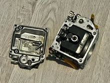 Load image into Gallery viewer, 40 30 hp Mercury CARBURETOR SET top 830276T27 middle 830276T11 bottom 830276T12 ENRICHENER 854254T four stroke 3 cylinder 40ELPT 2000 YAMAMERC Yamaha CARB 1 67C-14901-10-00 CARB 2 14902 CARB 3 14903 PRIMER STARTER 67C-14380-00-00