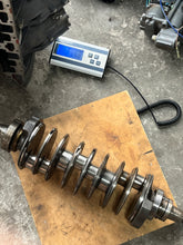 Load image into Gallery viewer, 250 hp Yamaha HPDI CRANKSHAFT 6D0-11411-00-00 two stroke 2004-2009 compatible 200 225 300 hp