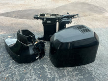 Cargar imagen en el visor de la galería, 200 225 250 hp Johnson Evinrude Racing SWIVEL BRACKET 20”, LOWER COVERS 1999-2001, CLAMP BRACKETS, STEERING ARM 20” and Mount Bracket TWO STROKE 2001 J200PLSIF