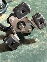 Lade das Bild in den Galerie-Viewer, import tax & duties for: 200 225 250 300 hp Mercury 821664 Throttle Position SENSOR ASSY & bracket, 039400-0040 Two Stroke some compatibility EFI Sea pro Marathon