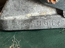 Lade das Bild in den Galerie-Viewer, 6 8 HP Yamaha carburetor with fuel pump 1984-2003 TWO STROKE 6G1-24412-01-00 6G1-14301-01-00