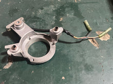 Load image into Gallery viewer, f 9.9 hp Yamaha BASE ASSEMBLY 6G8-85561-00-94 four stroke PULSER 6G8-85580-02-00 1992-2005 T9.9ELRT