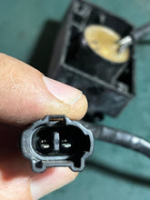Load image into Gallery viewer, DT 65 55 hp Suzuki IDLE TIMING SWITCH 37920-94710 with cover two stroke 1988-1997