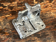 Cargar imagen en el visor de la galería, DF 25 hp Suzuki 13200-95J00 CARBURETOR twin V STARTER ASSY 13368-95J00 Four Stroke 2006-2014