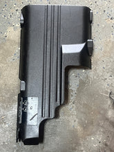 Load image into Gallery viewer, f 150 hp Yamaha 63P-11192-01-00 CYLINDER HEAD COVER TWO 2008-2023 four stroke