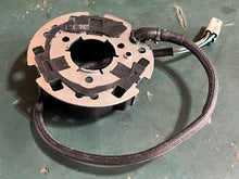 Cargar imagen en el visor de la galería, BF 50 40 hp Honda 30400-ZV5-003 PULSER COIL ASSY 1997-2007+ four stroke