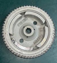 Cargar imagen en el visor de la galería, DT 8 HP Suzuki 32102-98130 FLYWHEEL magneto TWO STROKE oem