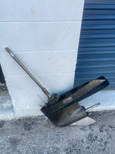 Cargar imagen en el visor de la galería, sold july2025—-Force LOWER UNIT up-and-down-to-shift 20”