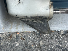 Lade das Bild in den Galerie-Viewer, BF 90 75 hp Honda GEAR CASE ASSY 20” 41100-ZW1-003ZA four stroke 1997 pressure-tested