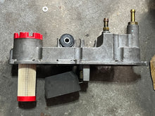 Cargar imagen en el visor de la galería, 115 hp Mercury Optimax VST COVER 889317T02 FLOAT 889320A1 two stroke DFI compatible 75 - 225 hp