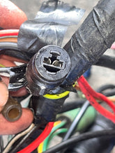 Load image into Gallery viewer, 115 130 hp Yamaha engine WIRE HARNESS 6N7-82590-11-00 6N7-82590-12-00 Two Stroke 1990-1993