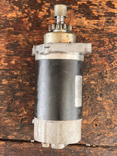 Load image into Gallery viewer, 30 hp Yamaha starting STARTER MOTOR 6F5-81800-11-00 two stroke 1986-2012 some 25 40 50 hp compatibility / superseded 6J4-81800-01-00 6J4-81800-00-00 6F5-81800-10-00