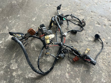 Cargar imagen en el visor de la galería, PARTS - DF 90 100 115 140 hp Suzuki 36610-90J00 WIRING HARNESS electrical OEM FOUR STROKE 2001-2011