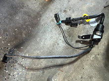 Cargar imagen en el visor de la galería, 115 hp Mercury AIR FUEL MODULE CANISTER 884545A02 four stroke EFI  SOME compatibility 75 80 100 hp EFI, some 135 150 175 200 hp Verado