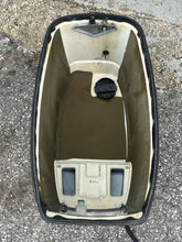 Load image into Gallery viewer, 90 hp Yamaha Inshore TOP COWLING ASSY 6H1-42610-W0-4D two stroke 1997-1999