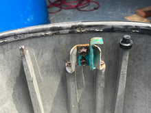 Cargar imagen en el visor de la galería, f 90 hp Yamaha TOP COWLING ASSY 6D8-42610-A0-4D four stroke 2005-2006