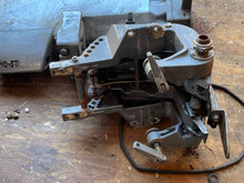 Lade das Bild in den Galerie-Viewer, 40 50 hp Yamaha 20” manual tilt MIDSECTION UPPER CASING 6H4-45111-10-4D SWIVEL 697-43311-03-4D STEERING ARM 6H4-42510-02-4D EXHAUST 6H4-41137-00-94 stern CLAMPS 697-43112-03-4D 697-43111-04-4D Two Stroke 2 cylinder 1994