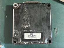 Lade das Bild in den Galerie-Viewer, 225 250 hp Mercury IGN ECU Ignition Control Unit 83004417 112100-3100 Ignition ECM 830044 17 Replaced by -83004417S