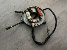 Cargar imagen en el visor de la galería, 9.9 15 18 HP Tohatsu Nissan COIL PLATE ASSY 3G206-0020M, Trigger Coil 3G206-0220M, 3G2060230 ALTERNATOR 3G3060210 EXCITER COIL two stroke C & D motors 2002-03