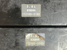 Lade das Bild in den Galerie-Viewer, 225 250 hp Mercury IGN ECU Ignition Control Unit 83004417 112100-3100 Ignition ECM 830044 17 Replaced by -83004417S