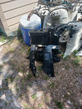 Cargar imagen en el visor de la galería, F60 Yamaha 2017 powerhead, cylinder head, block, rods, pistons