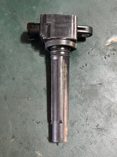 Cargar imagen en el visor de la galería, DF 175 150 200 hp Suzuki IGNITION COIL 33410-96L00 four stroke 2015-2023