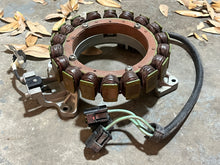 Lade das Bild in den Galerie-Viewer, f 250 hp Yamaha BASE ASSEMBLY stator pulser 6P2-81460-00-00 four stroke 2005-2018 PULSER COIL 6P2-85580-00-00