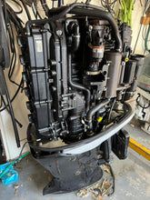 Lade das Bild in den Galerie-Viewer, Twin 350 Mercury 25 inch verado lower LH, RH, trim, pcm, powerhead