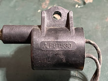 Cargar imagen en el visor de la galería, DT 150 175 200 HP Suzuki F6T530 Ignition Coils 6” cord TWO STROKE 1987-99 red boot