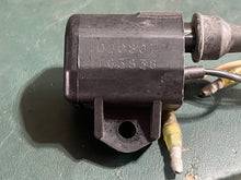 Cargar imagen en el visor de la galería, DT 150 200 hp Suzuki ig-39 IGNITION COIL 7” boot cord 33410-92E00 two stroke 1998-2003
