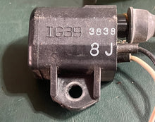 Cargar imagen en el visor de la galería, DT 150 200 hp Suzuki ig-39 IGNITION COIL 9” cord NO BOOT two stroke