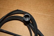 Load image into Gallery viewer, Yamaha Remote oil Tank Harness 10 ft old sytle to level sensor