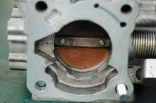 Load image into Gallery viewer, DF 60 70 HP Suzuki 13300-99E01 THROTTLE BODY 1998-2009 throttle lever & rod Four Stroke 1999