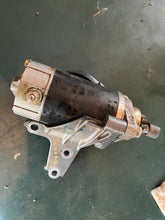 Lade das Bild in den Galerie-Viewer, f 9.9 hp Yamaha STARTING MOTOR 6G8-8180-11-00 bracket 6g840 Four Stroke