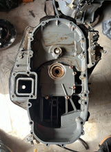 Charger l'image dans la galerie, DF 175 Suzuki 150 cv 51111-96J00-0EP SUPPORT MOTEUR, 11501-96J01-0EP CARTER D'HUILE, 54112-96J01 BOULONS DE MONTAGE SUPÉRIEURS et mécanisme de changement de vitesse