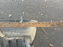 Load image into Gallery viewer, DF 140 115 hp Suzuki 61811-90j00 61821-90j00 side covers bottom cowl