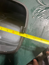 Cargar imagen en el visor de la galería, MFS 5 hp Tohatsu 3YGW676450 TOP COWL cover MFS5D LPG Propane