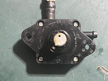Cargar imagen en el visor de la galería, MFS50 Tohatsu 3KY040000 FUEL PUMP oem FOUR STROKE 40 50 hp