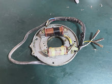 Cargar imagen en el visor de la galería, 25 30 hp Tohatsu Nissan 3P0060020 COIL PLATE ASSEMBLY exciter coil & alternator TWO STROKE 2003