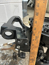 Cargar imagen en el visor de la galería, 8 9.9 15 hp Mercury 825538F1 DRIVESHAFT HOUSING assy, clamps & swivel bracket FOUR STROKE