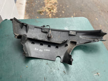 Cargar imagen en el visor de la galería, sold july2025—-DF 40 50 hp Suzuki side cover set 61810-87810-0EP SET, 61821-87J01-0EP 61821-87J01-0EP four stoke 1999-2010 evinrude numbers 5032810 5032811