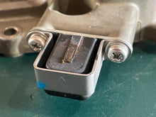 Load image into Gallery viewer, MFS 50 40 hp Tohatsu 3KY060710 PULSER COIL pulser magneto 3KY060080 COIL BRACKET four stroke 2014-2022