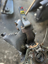 Load image into Gallery viewer, f 115 hp Yamaha 20” midsection 68V-45111-30-8D UPPER CASING, 68V-43111-01-8D CLAMP BRACKETS 68V-43112-01-8D 64E-43311-20-8D SWIVEL BRACKET, 67F-41137-01-94 EXHAUST GUIDE four stroke 115tlra 115 HP