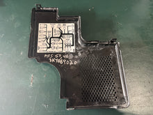 Cargar imagen en el visor de la galería, MFS 50 40 hp Tohatsu 3KY069020 COVER electrical ecu
