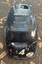 Cargar imagen en el visor de la galería, MFS 4 hp Tohatsu 3GRQ676451 TOP COWL ASSY MFS4c 5HP 6HP also 3GRQ676452