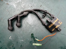 Cargar imagen en el visor de la galería, MFS 20 15 9.9 hp Tohatsu 3RS060400M IGNITION COIL W/RES-CAP 3AC069990M PLUG CAP (WITH RESISTANCE) four stroke MFS20e 2017-2022