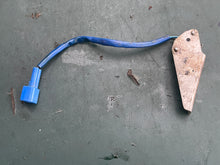 Cargar imagen en el visor de la galería, f 60 Yamaha 60V-8259F-00-00 neutral stay SWITCH 6CJ-82554-00-00 four stroke