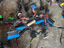 Cargar imagen en el visor de la galería, 275 hp Mercury Verado 84-889616a04 84-880616T04 wiring HARNESS ASSEMBLY Engine four stroke 225 250 hp